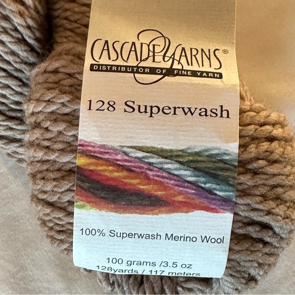 Cascade Yarns 100% Superwash Merino Wool, Tan - Picture 3 of 4